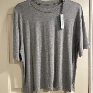 Gray tee